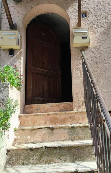 Chez Caro Apartment L'Escarene ภายนอก รูปภาพ
